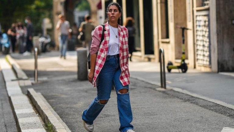 4 Cropped-Flared Jeans Ladies Must Possess